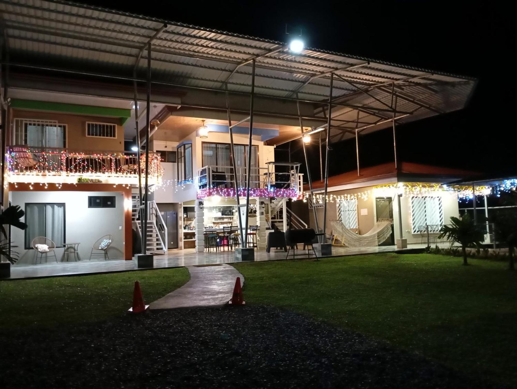 Villas Lux Arenal La Fortuna Exterior photo